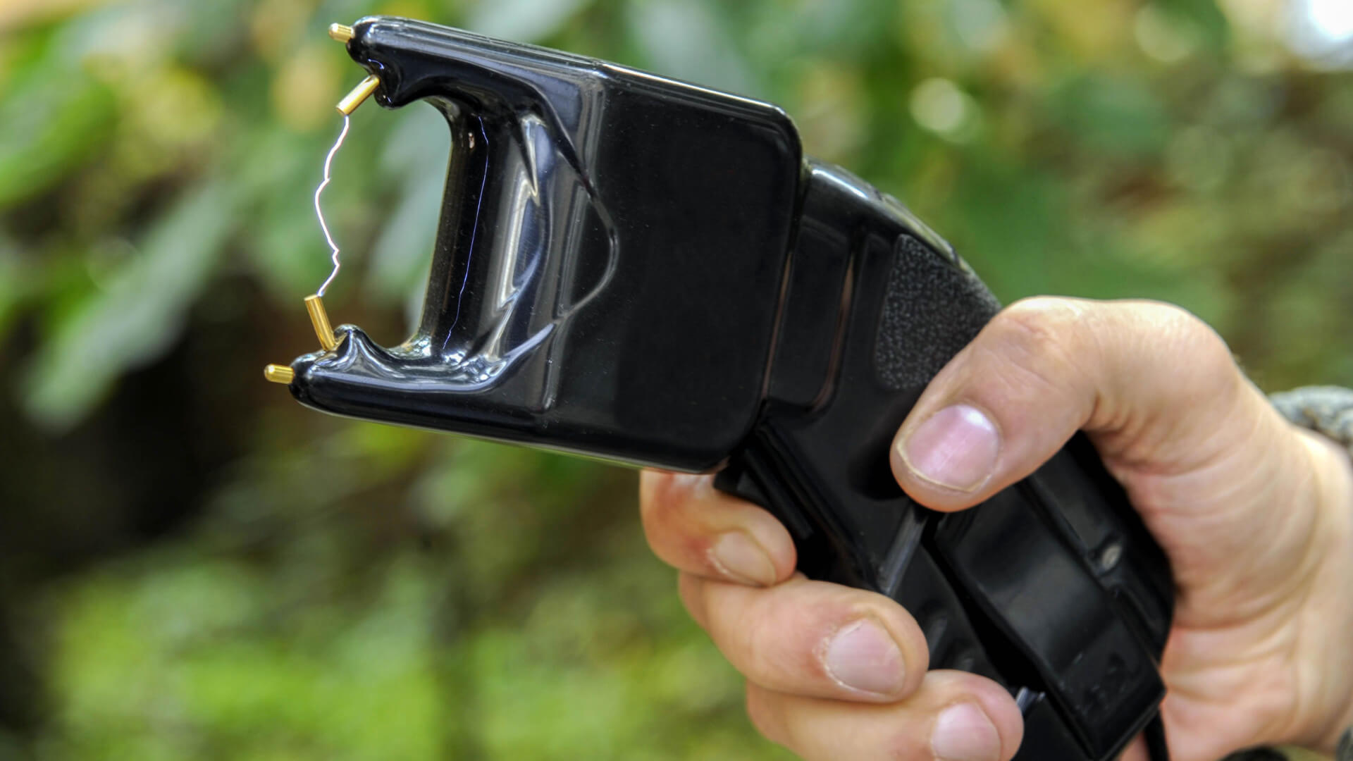 Is it Legal to Use Stun Guns and Tasers in PA?